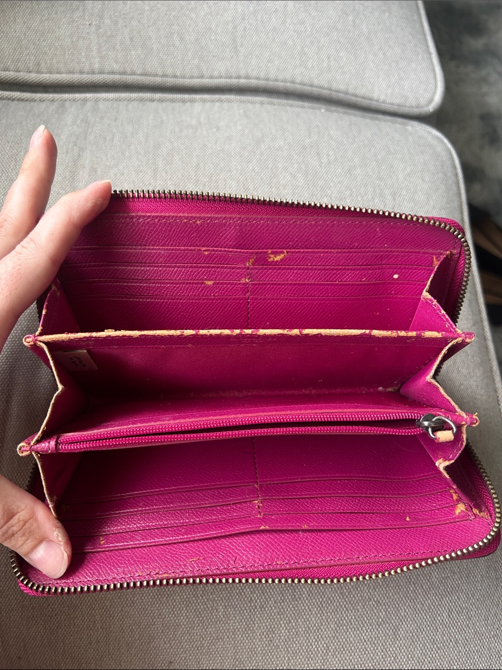 Coach Leather Women's Pink Zip Wallet - Picture 5 of 6